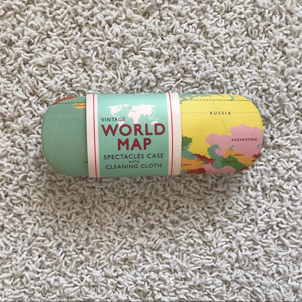 COPY - World map glasses case — from the U.K.!